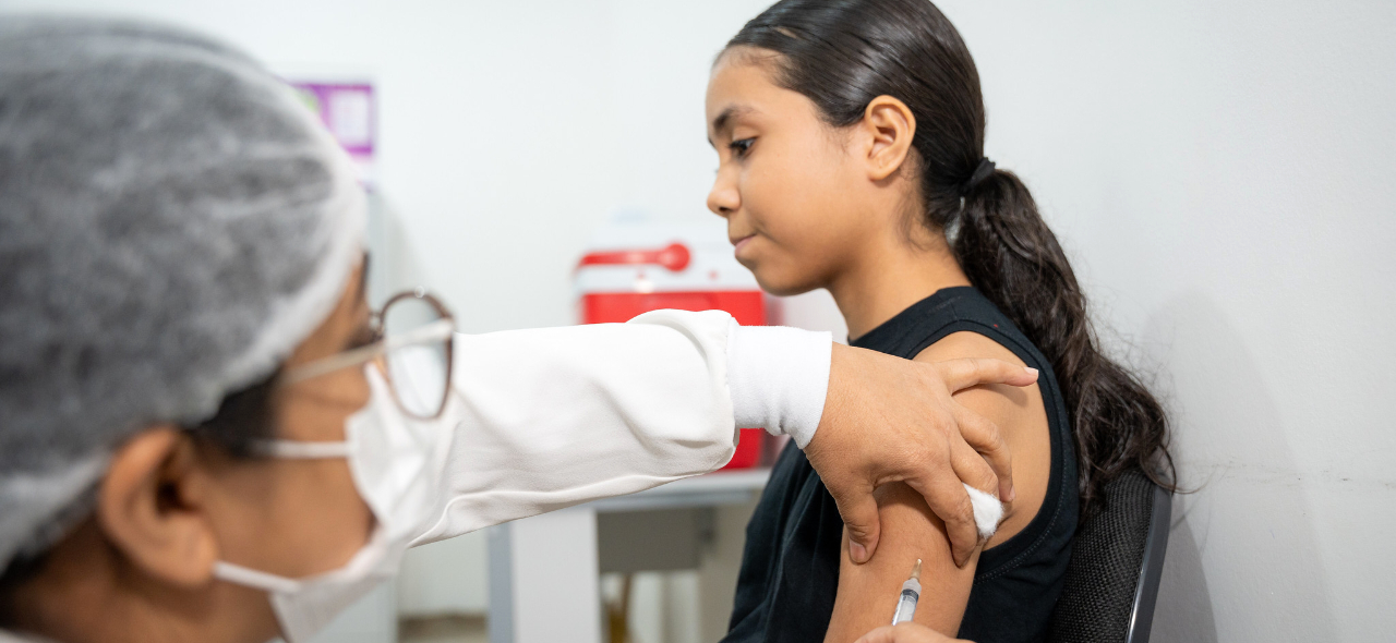 Imagem da notícia: Sábado (23) tem Dia D de multivacinação para crianças e adolescentes menores de 15 anos